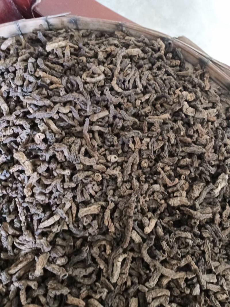 野生巴戟干货大山深处出外自然生长的蒸制巴戟天