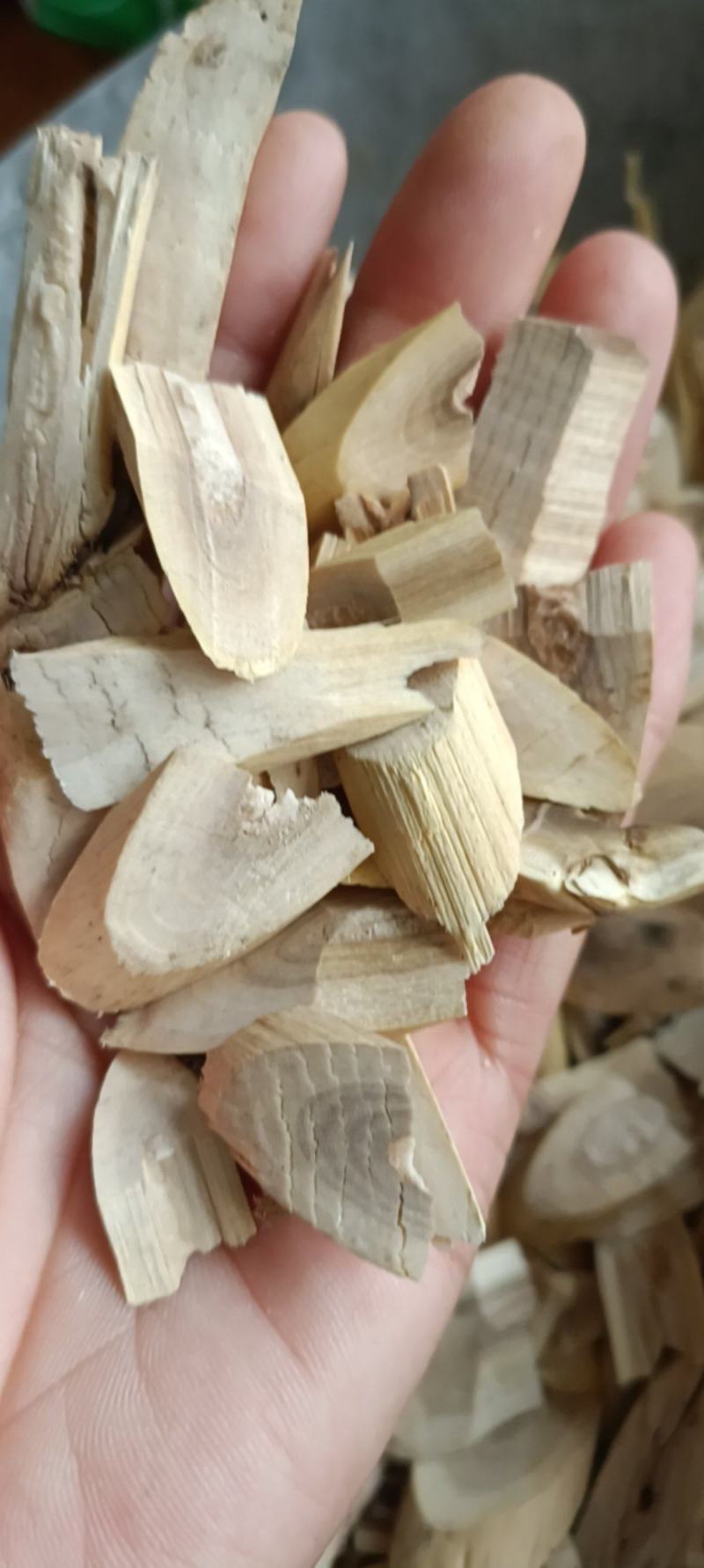刺五加，薄片，新货，无杂质产地东北，欢迎选购