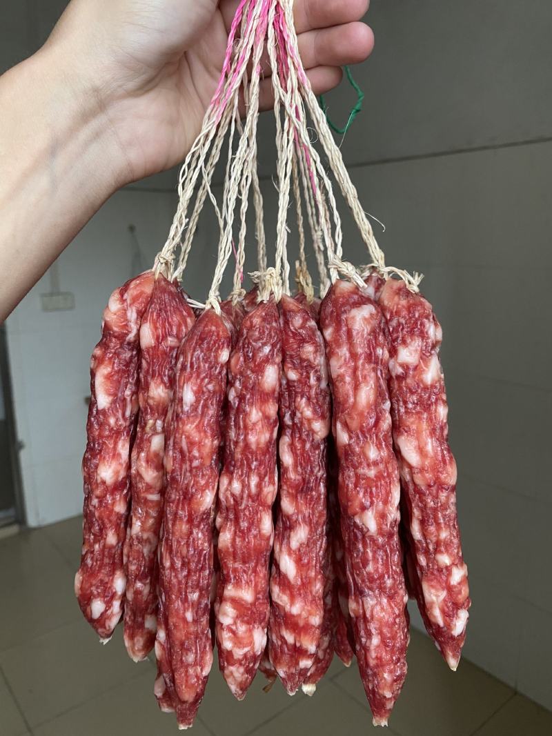 跑山猪土猪王腊肠高品质传统广式腊肠腊味纯猪肉