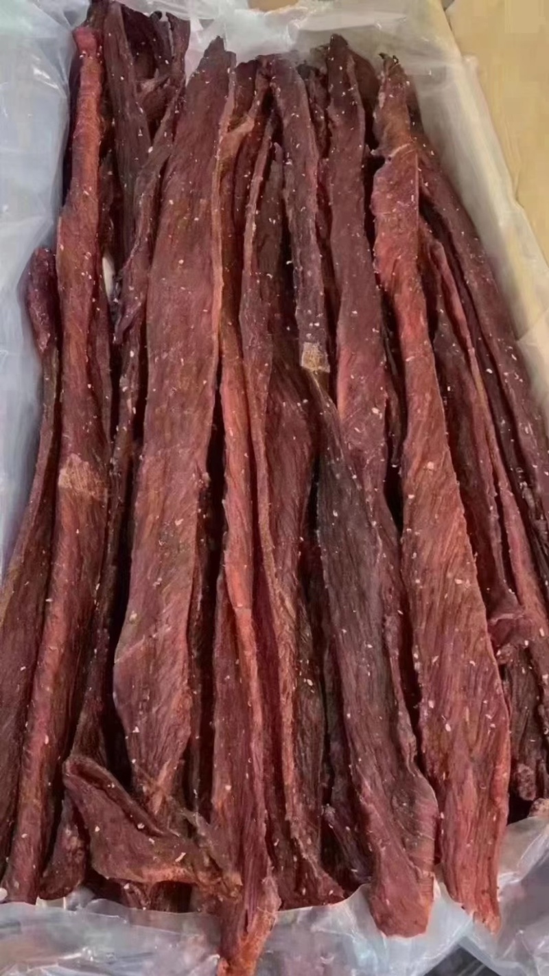 风干肉风干猪肉，麻辣五香两种口味。现货批发