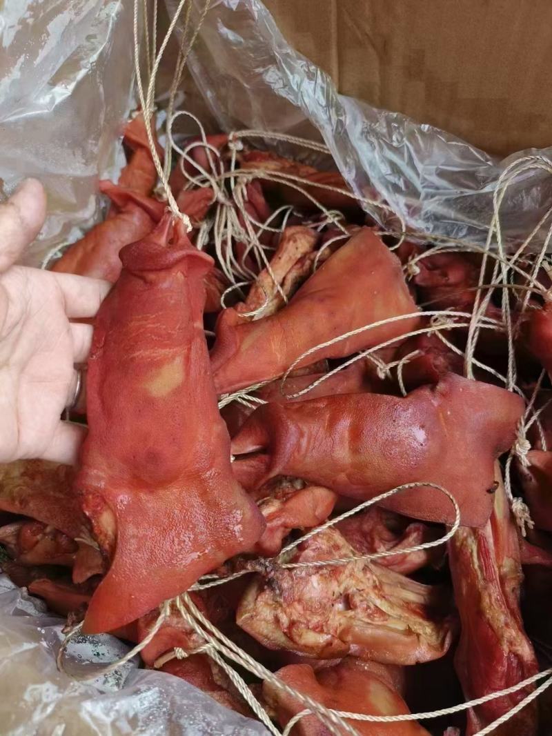 【腊肉】烟熏腊猪拱嘴，一件50斤，现货供应