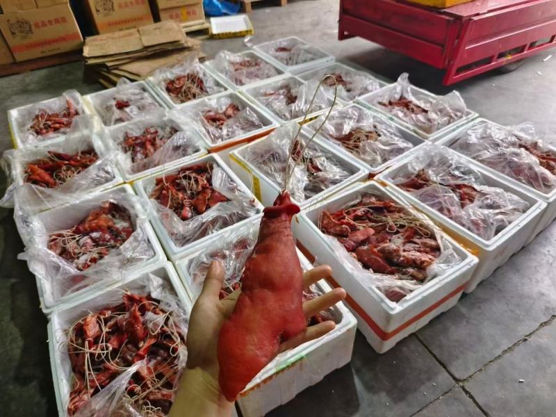 【腊肉】烟熏腊猪拱嘴，一件50斤，现货供应