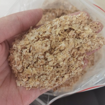 麸皮，大片小片。需要哪种可联系工厂直销