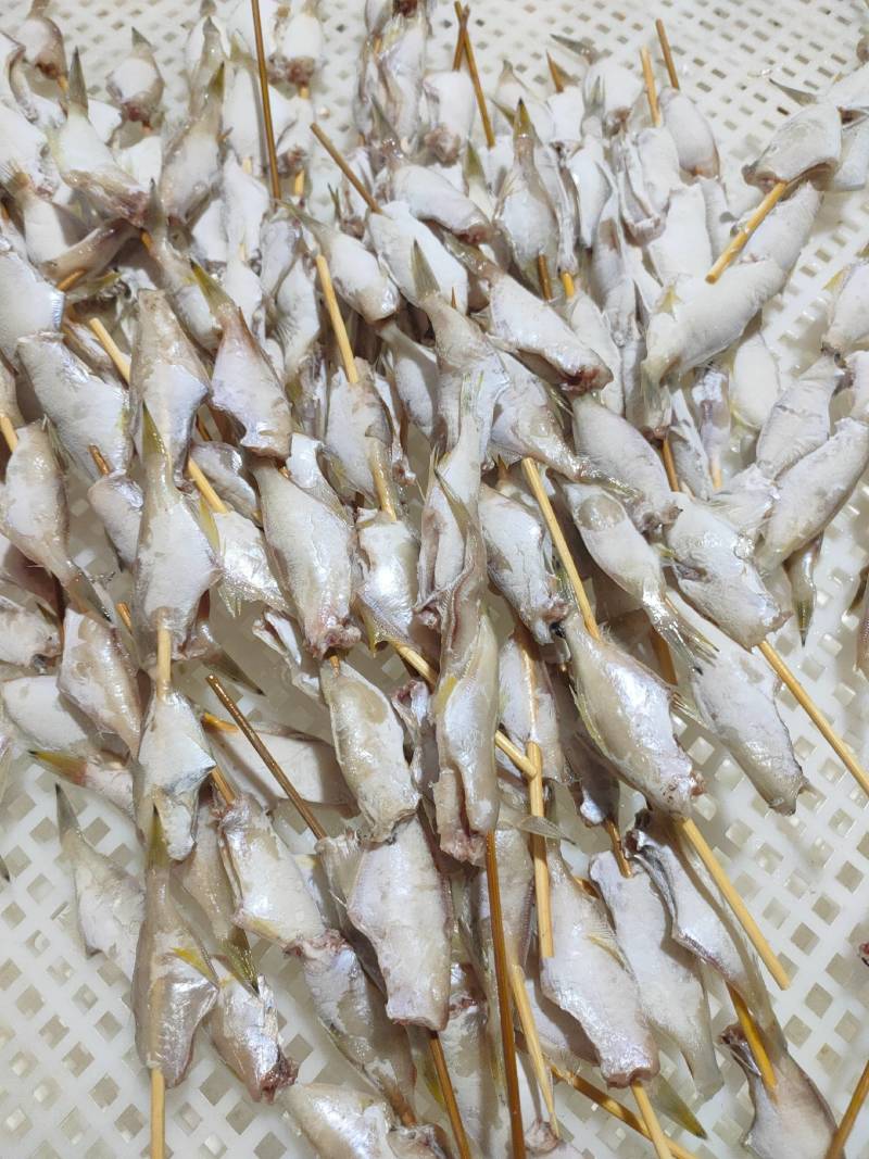 烧烤串、马面鱼串、4条一串、净重15斤/件、烧烤用料