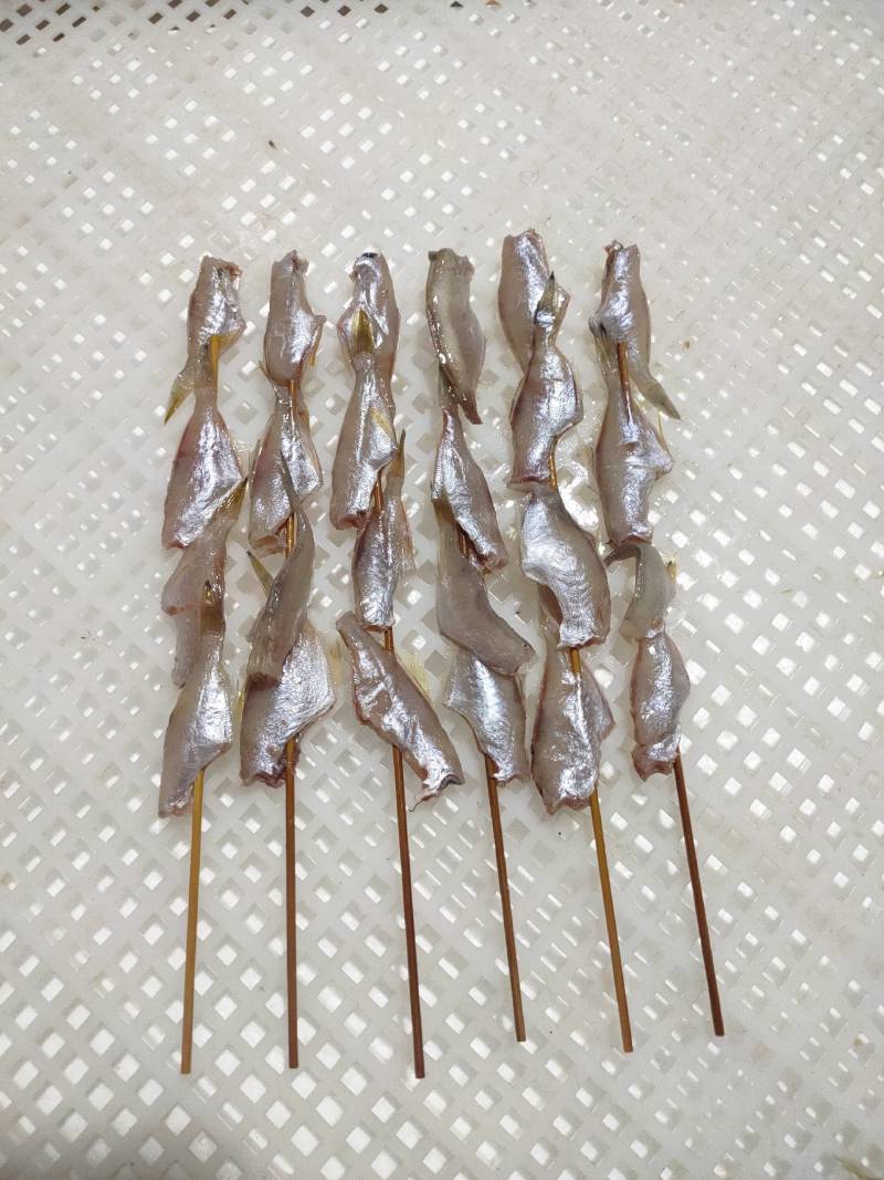 烧烤串、马面鱼串、4条一串、净重15斤/件、烧烤用料