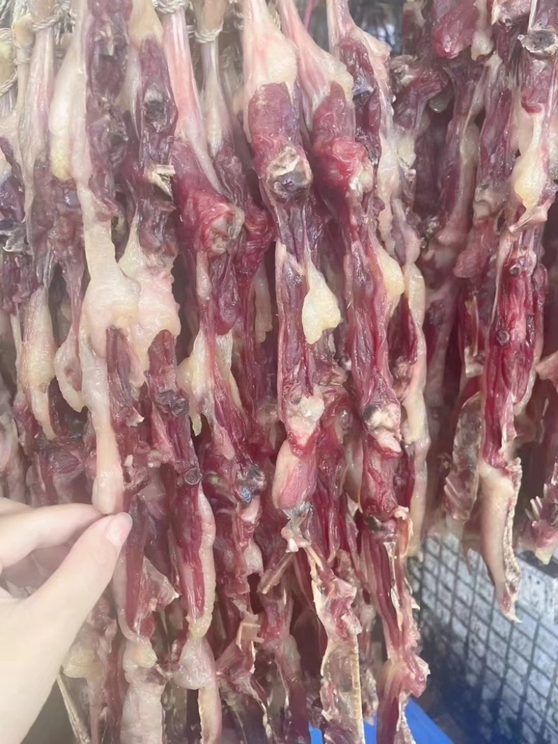 腊鸭条展会地摊精品腊鸭条干腊鸭腿腊鸭比整只腊鸭腊肠腊肉