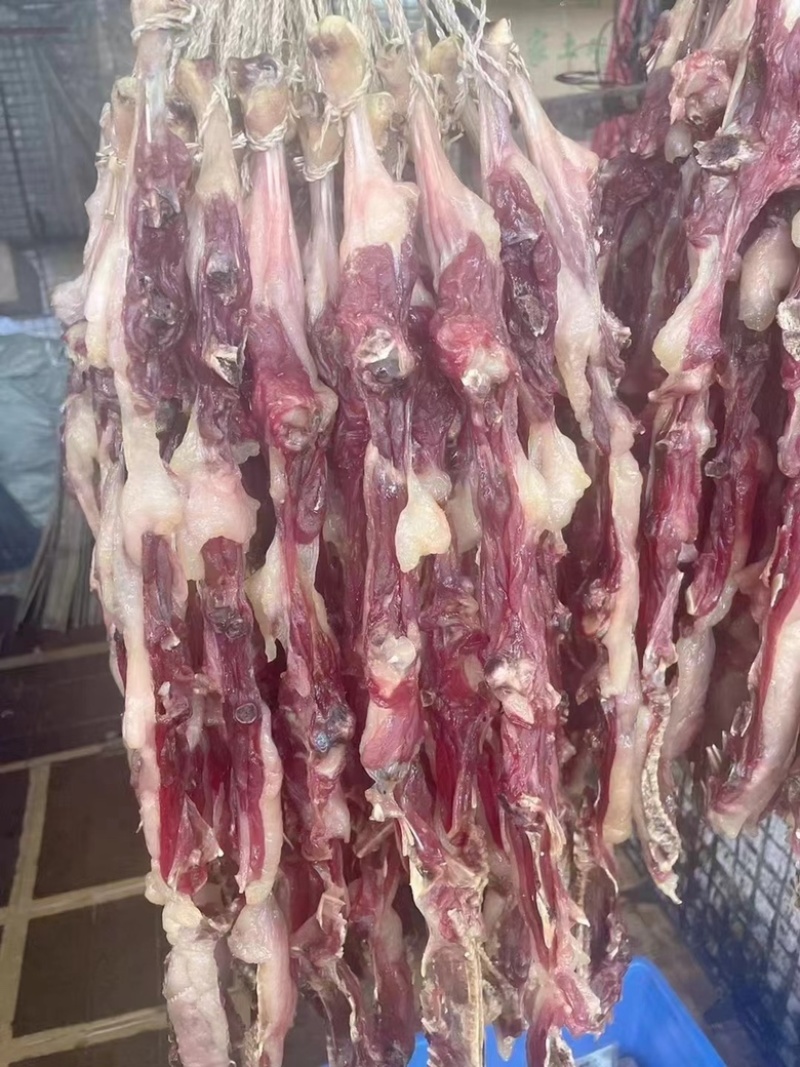 腊鸭条展会地摊精品腊鸭条干腊鸭腿腊鸭比整只腊鸭腊肠腊肉
