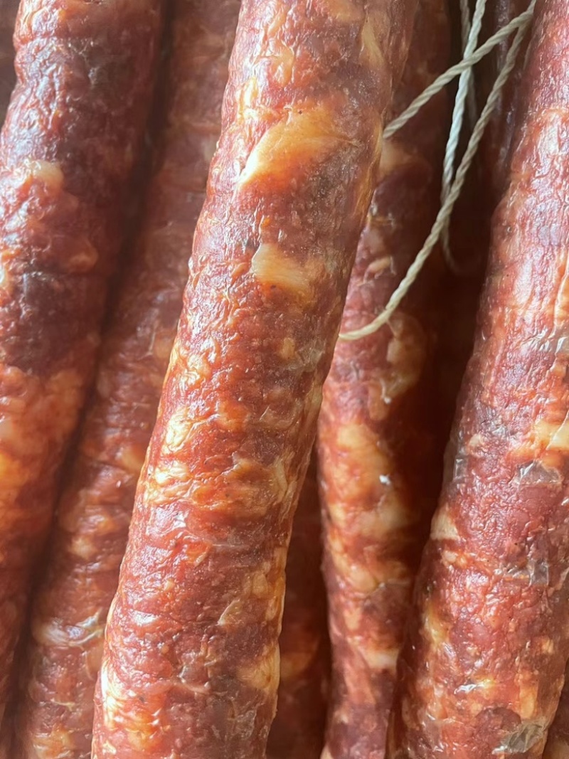 腊肠地摊麻辣纯肉香肠腊肠中山黄圃腊肠福中皇腊肠香肠腊鸭条