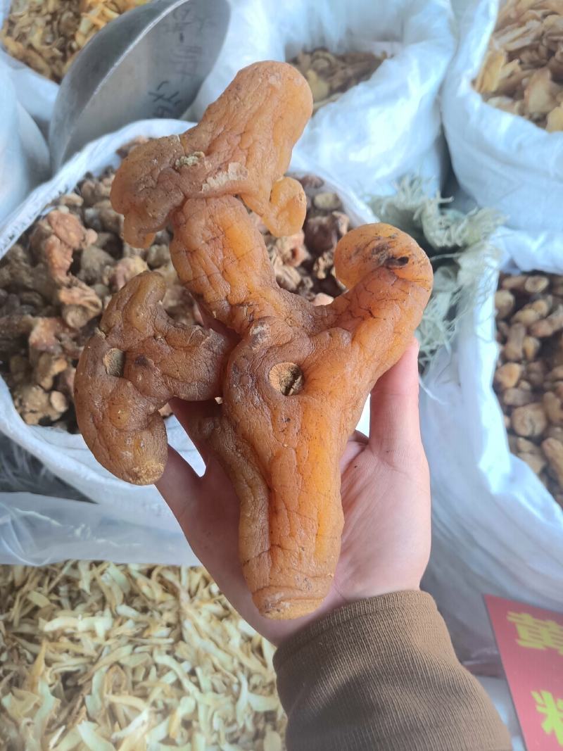 滇黄精肉质九蒸九晒软黄精多种规格批发零售
