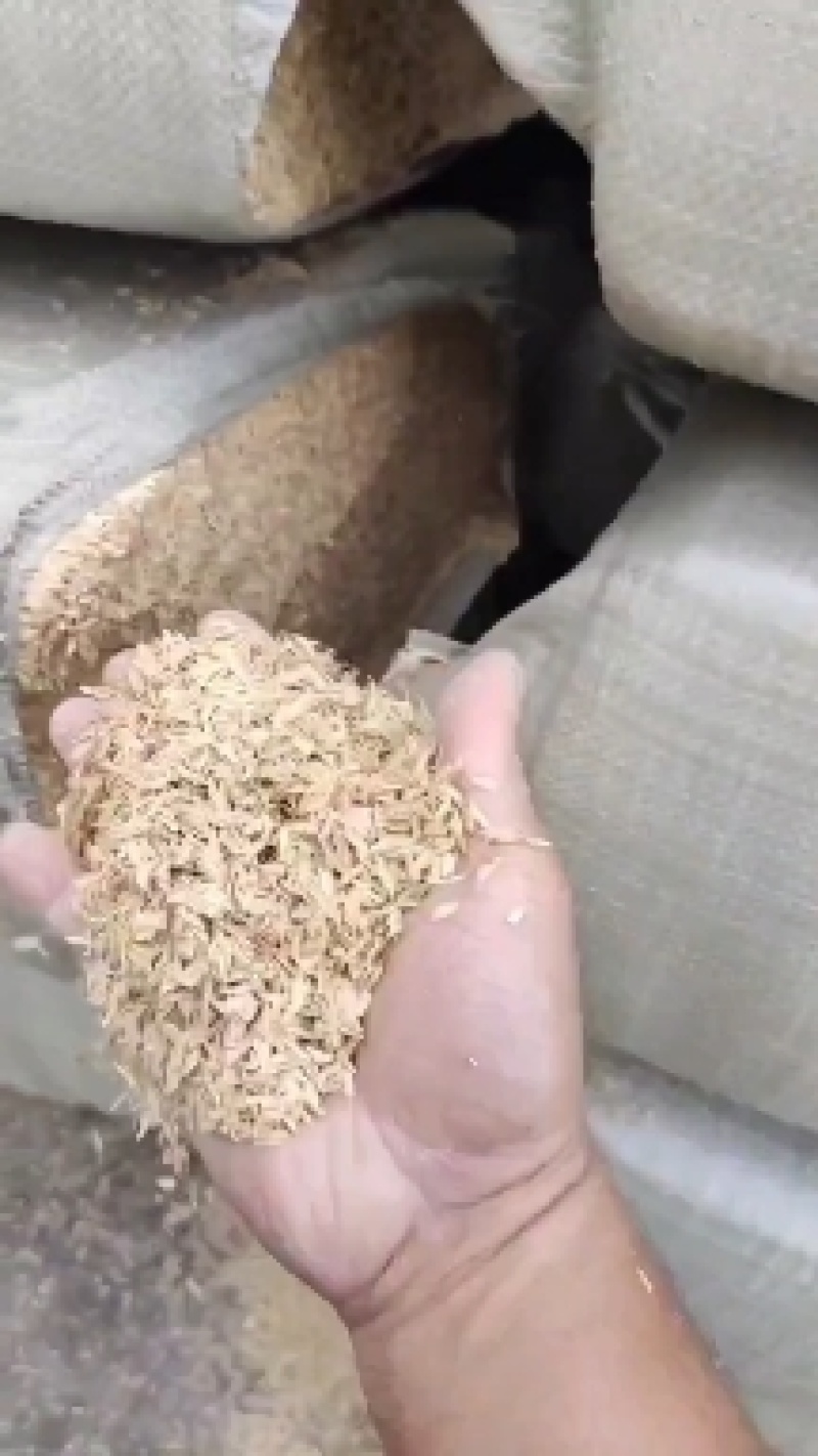 广西百色压缩稻壳，养殖垫料，饲料加工，腐熟基质