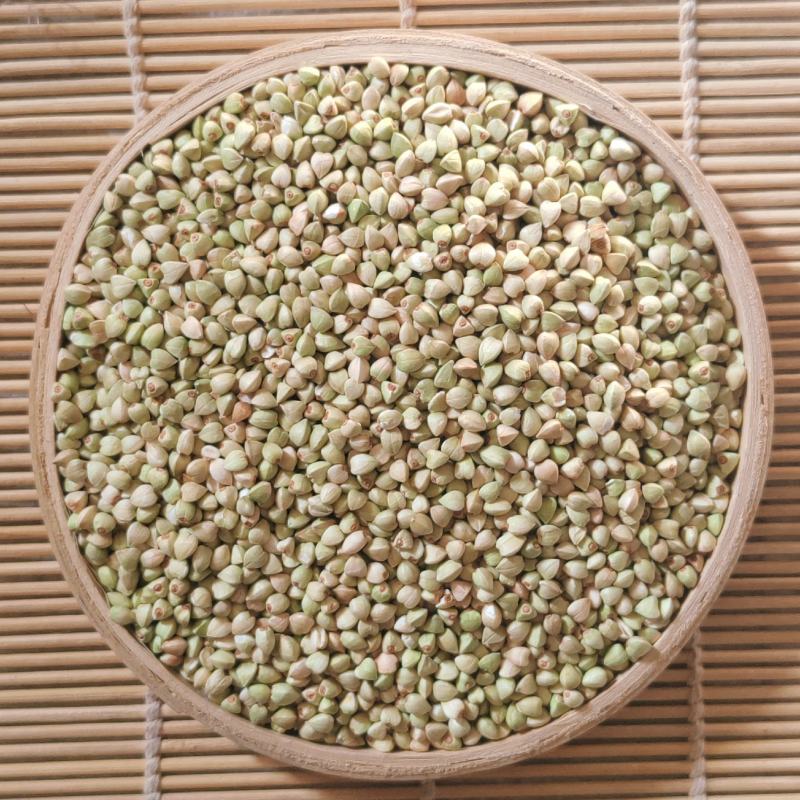 荞麦米当季新货颜色好。酿酒磨面煮粥无糖减脂。