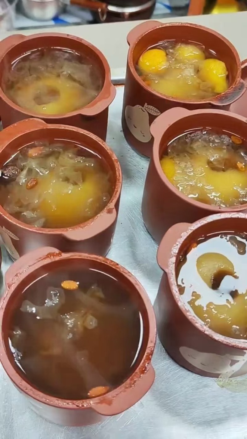 冬季冰糖烤梨