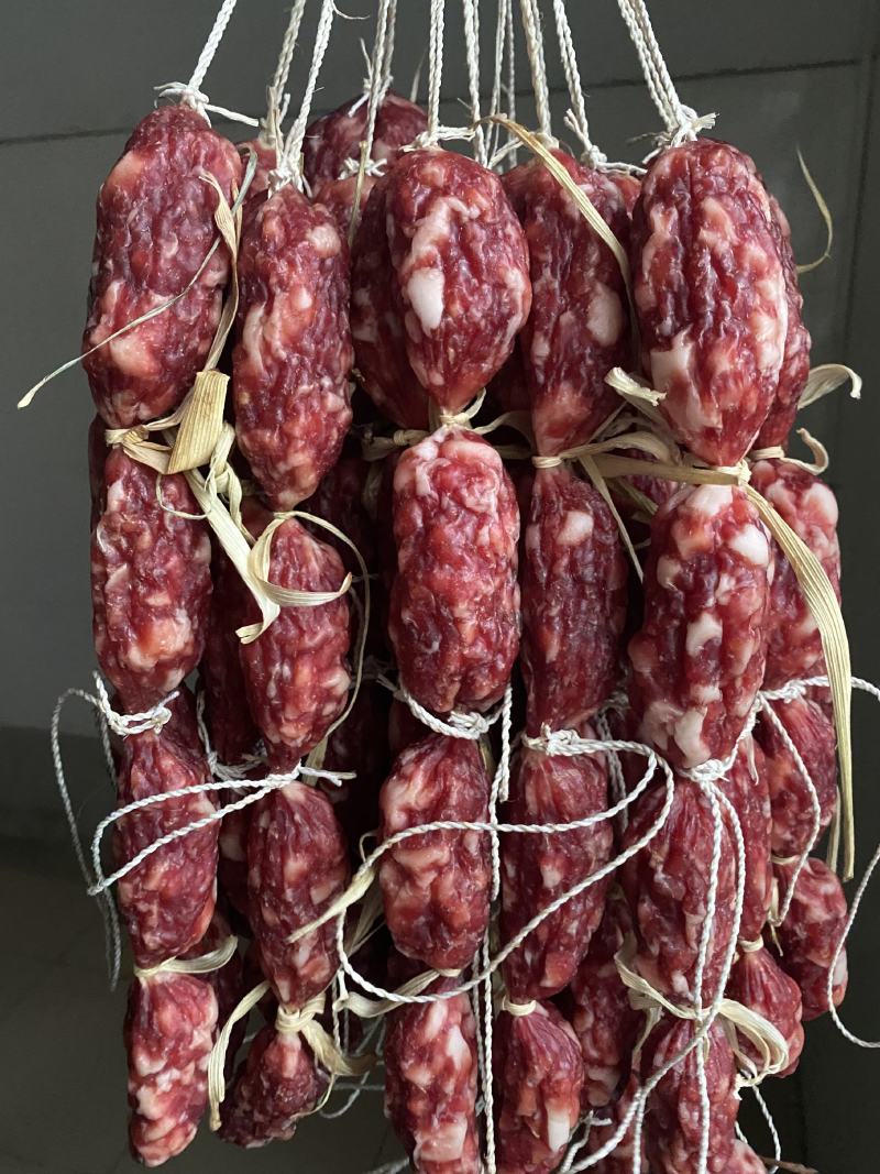 精制东莞肠枣肠大粒肠广式腊肠玉米衣腊肠腊味高质量酒店供应