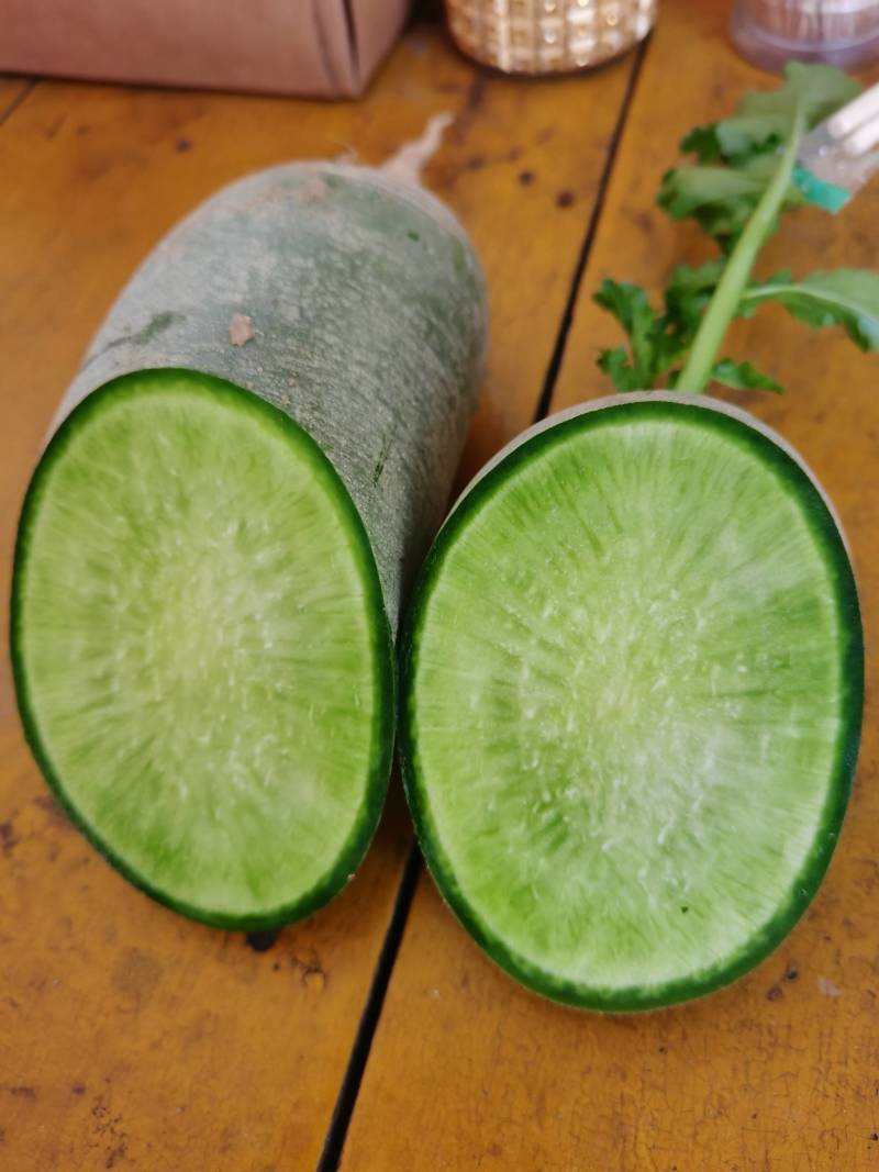山东枣庄滕州自家种植一手价格大量出售水果萝卜物美价廉量大质优