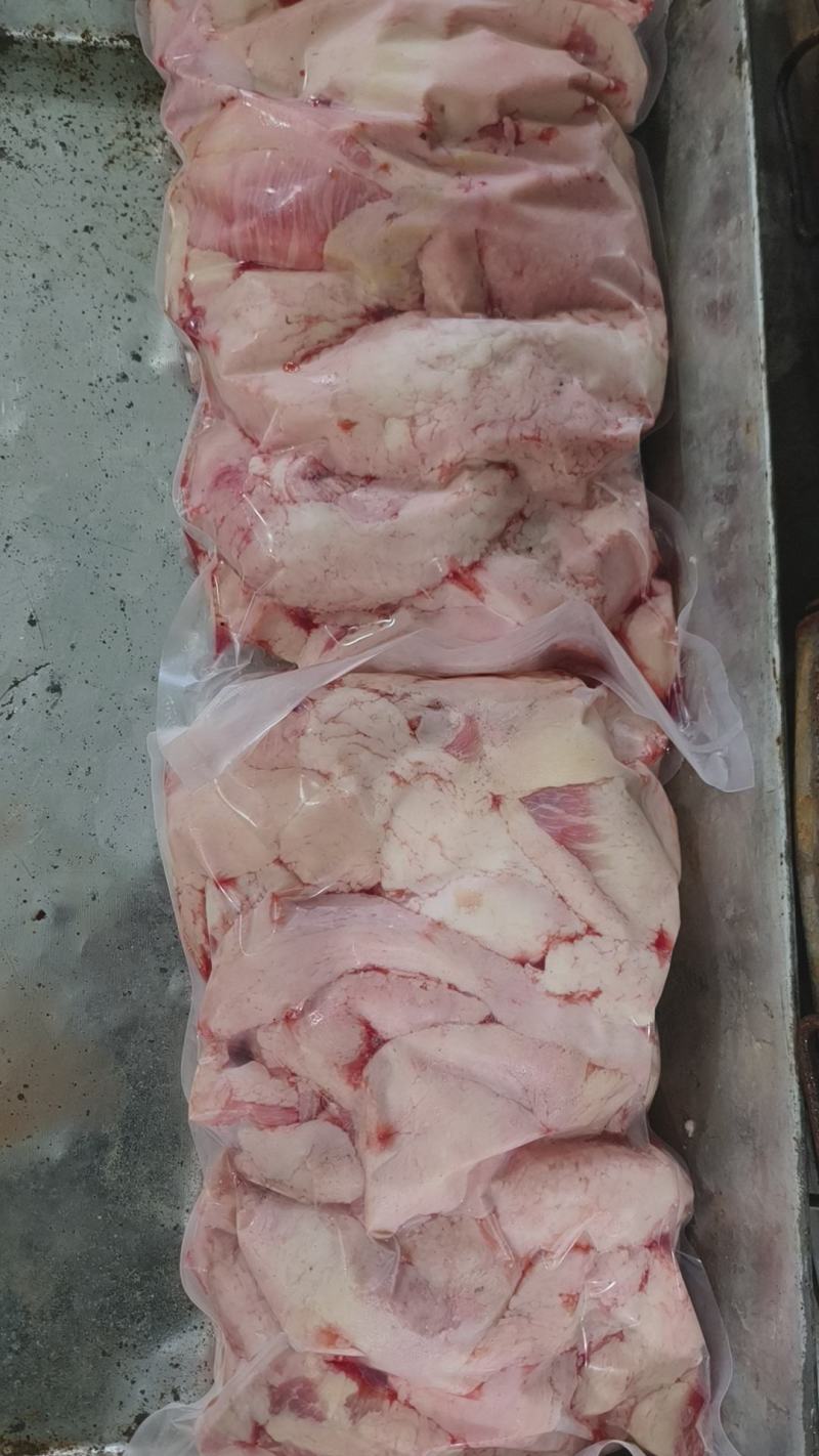 外胸口油