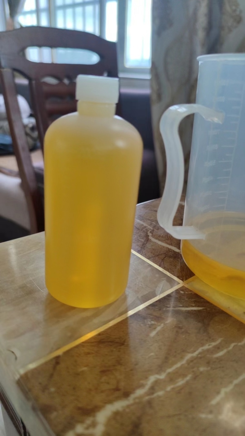 正宗野生山茶油，地道原味，品质保障，欢迎老板电话联系。