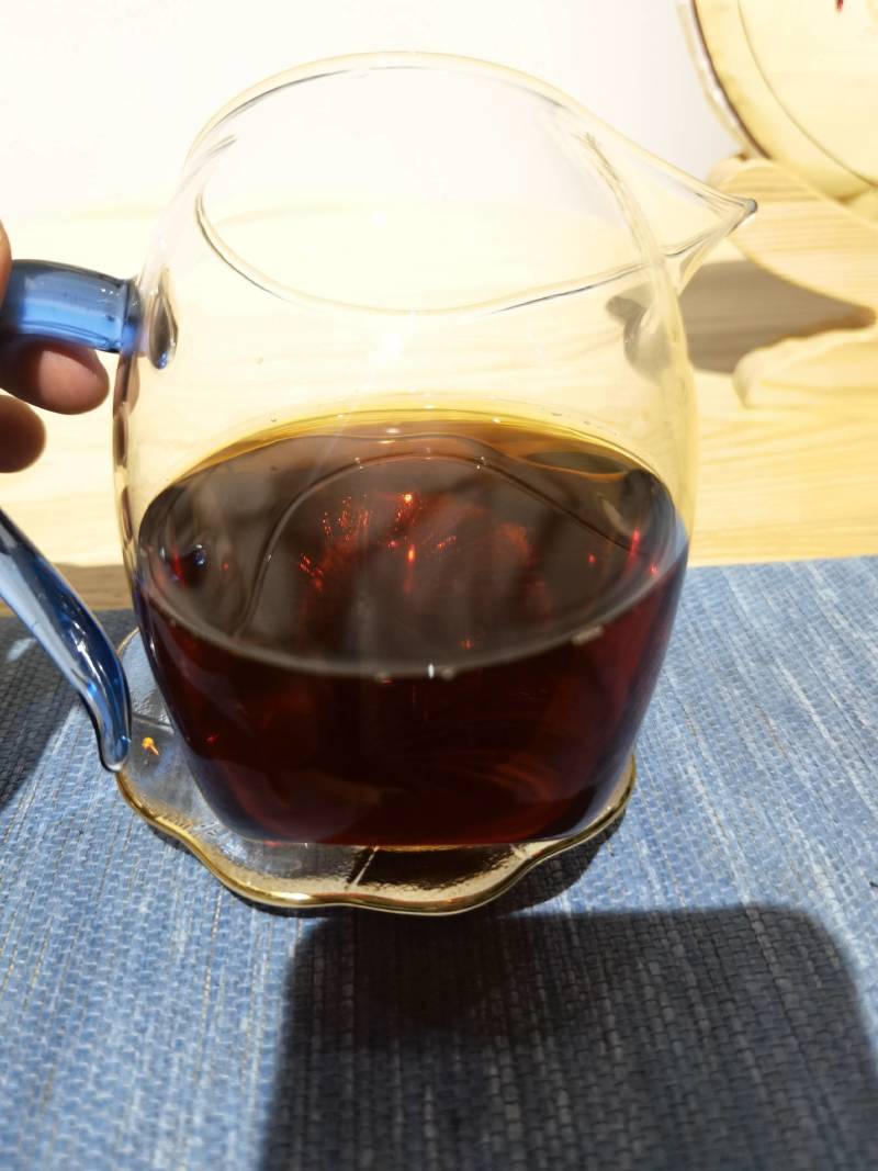 亏本处理老班章熟茶乔木古树茶357克普洱茶老茶