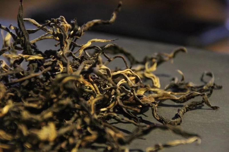 勐海古树普洱茶，产地直发，产品质量有保证，欢迎选购