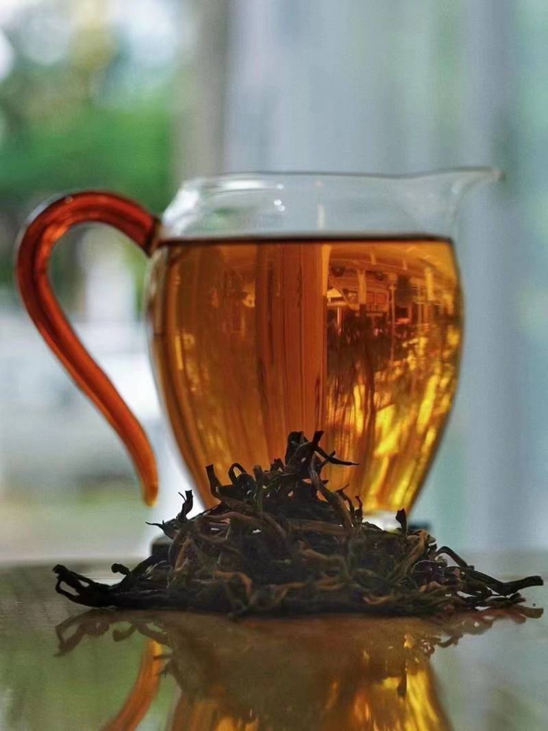 勐海古树普洱茶，产地直发，产品质量有保证，欢迎选购