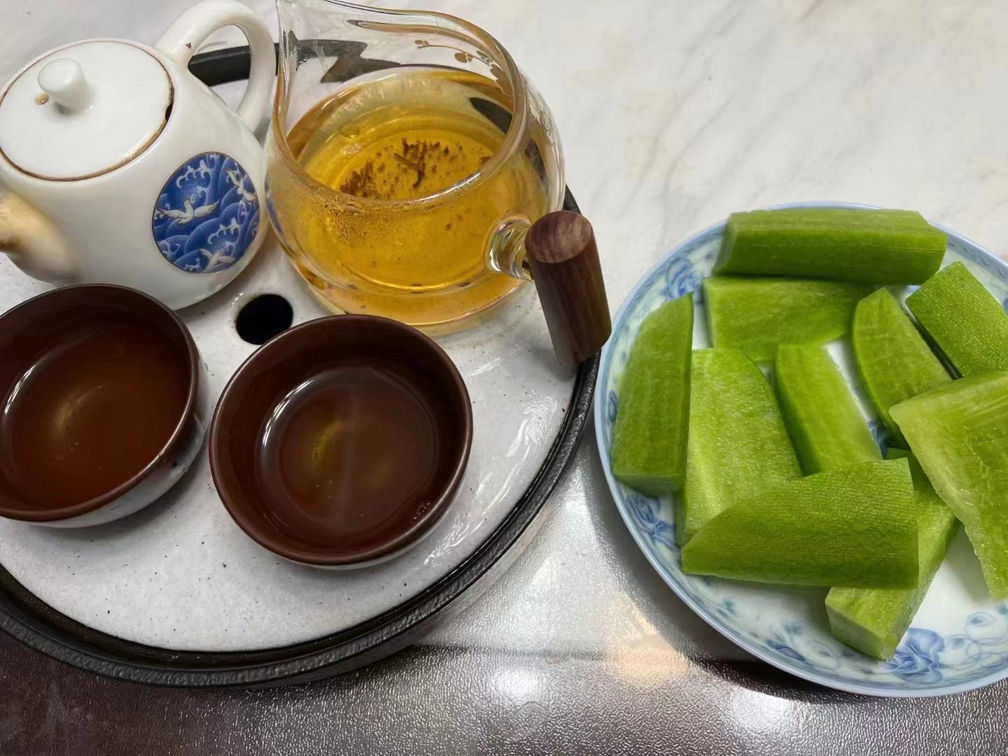 胡萝卜与苹果搭配榨汁示意图