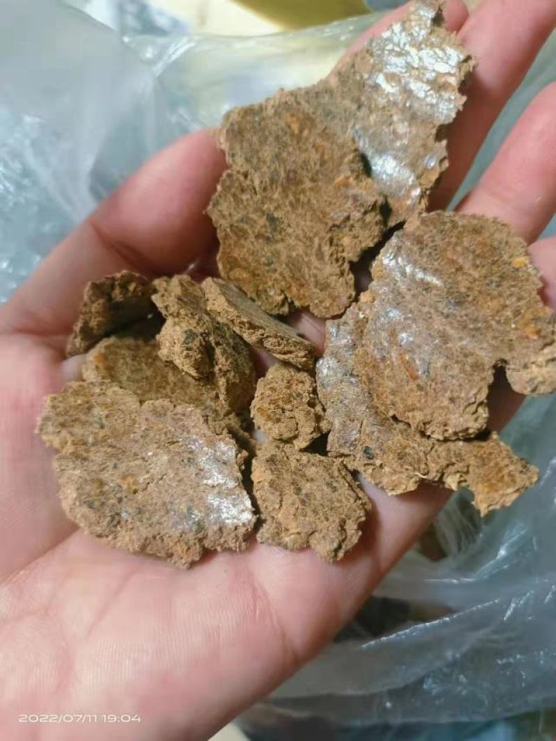 南瓜籽饼，喂牛喂猪喂羊好饲料。蛋白含量高，适口性好