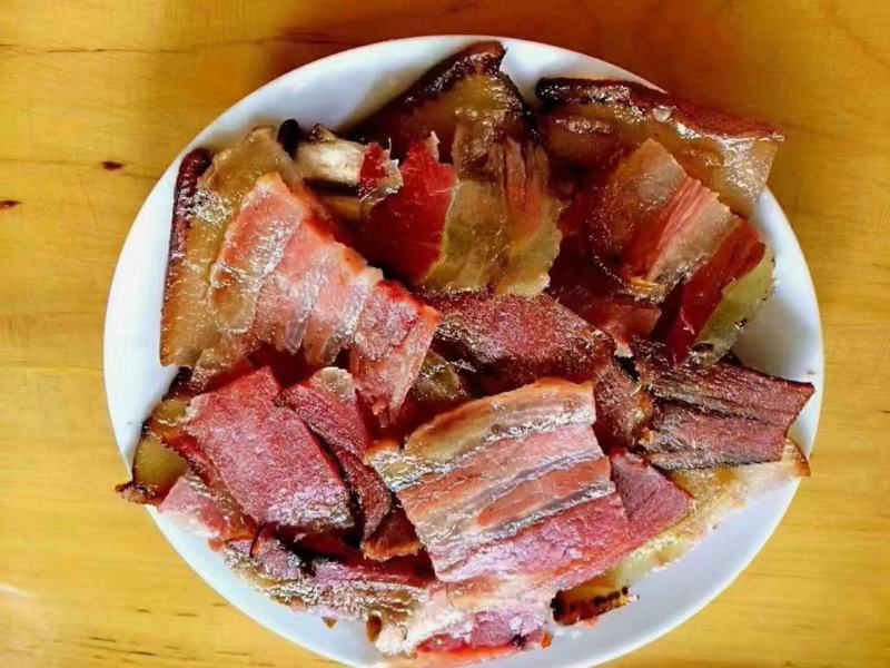阿坝藏族羌族自治州汶川羌族手工制作老腊肉