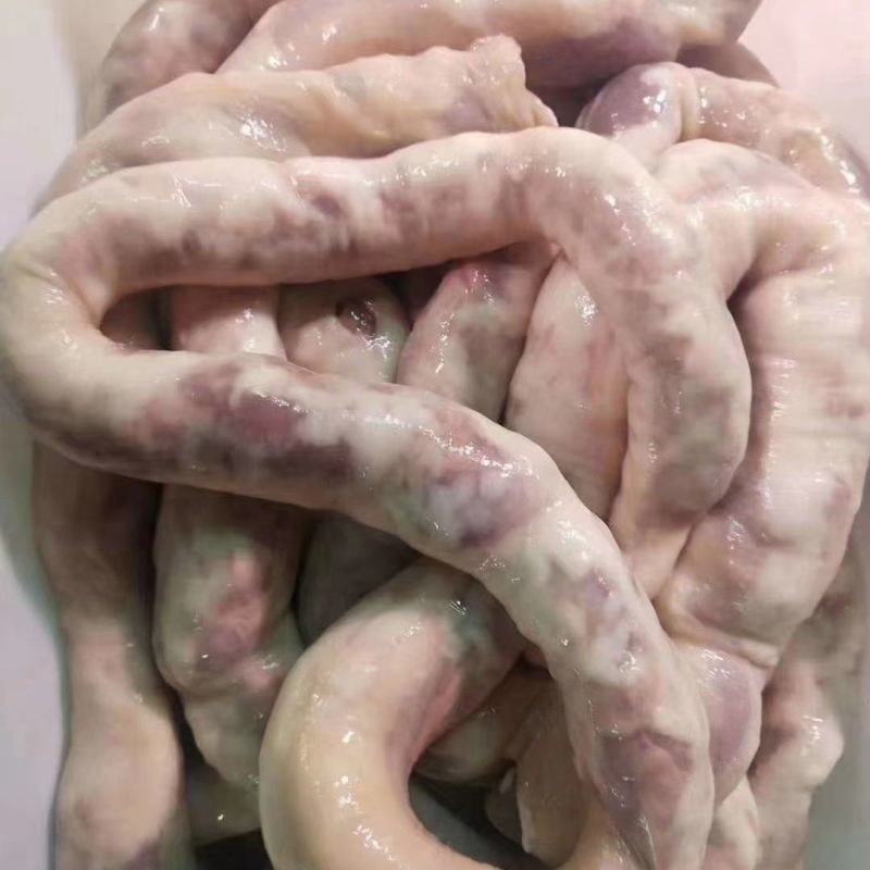 内蒙古锡林郭勒草地羔羊羊肉肠，一袋二斤，肉质鲜嫩。
