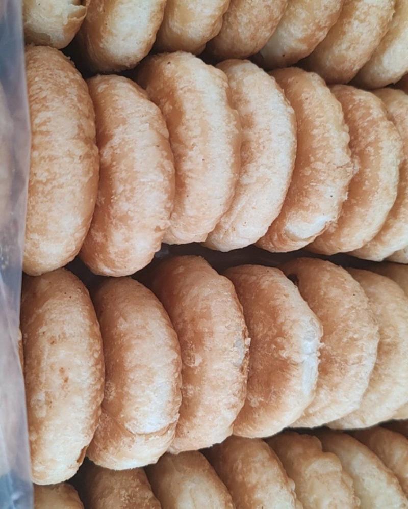 山东酥皮糕点整箱多口味香酥饼工厂直供包邮到家欢迎咨询！