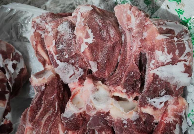 肥猪扇子骨，新货带肉率50，扇子骨肉多
