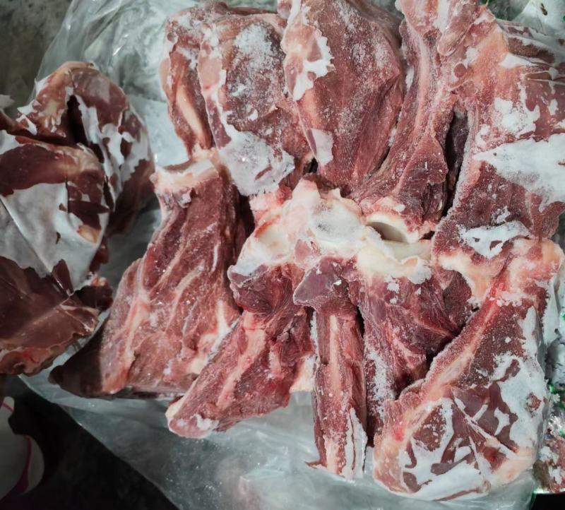 肥猪扇子骨，新货带肉率50，扇子骨肉多