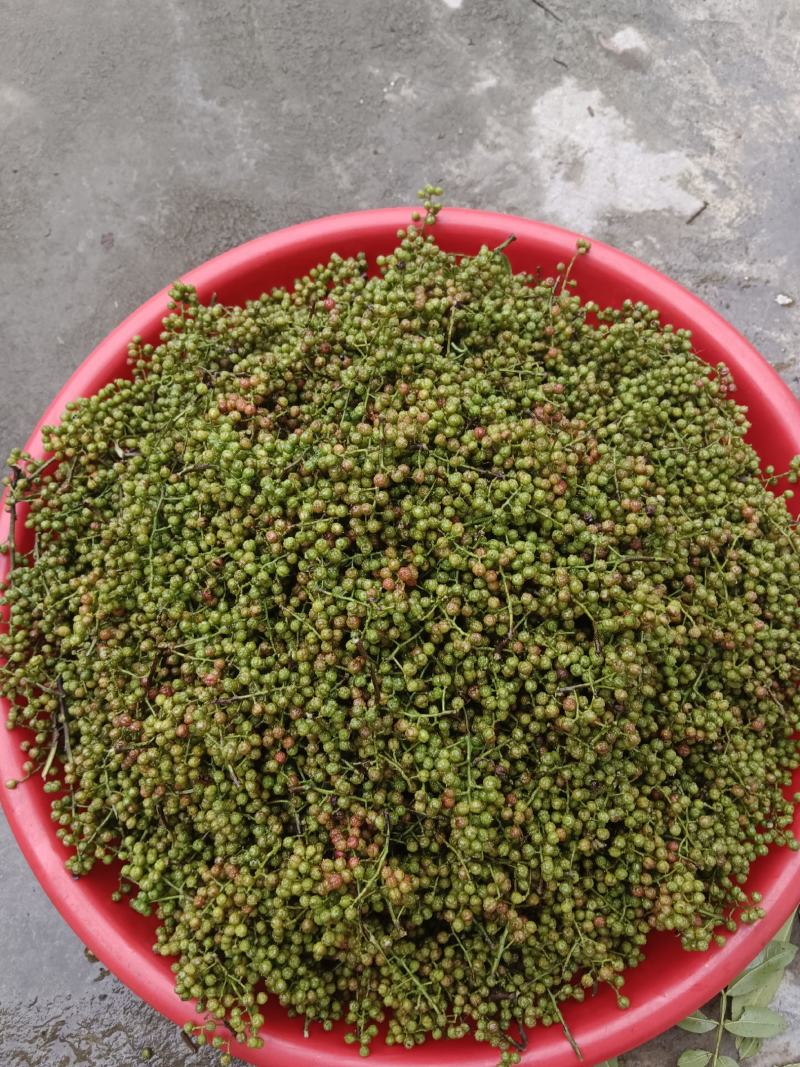 云南花椒，干花椒，颗粒饱满，产地一手货源大量供应欢迎来电