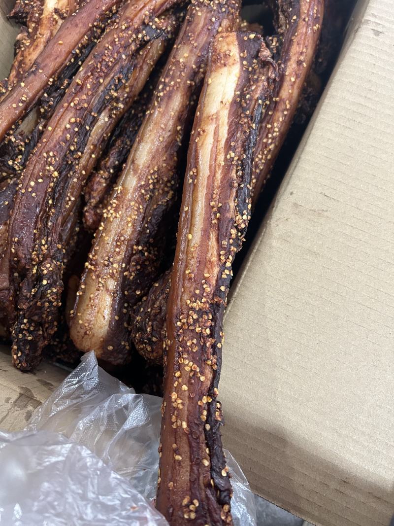熏肉麻辣五花肉腌制五花肉展销地摊门市