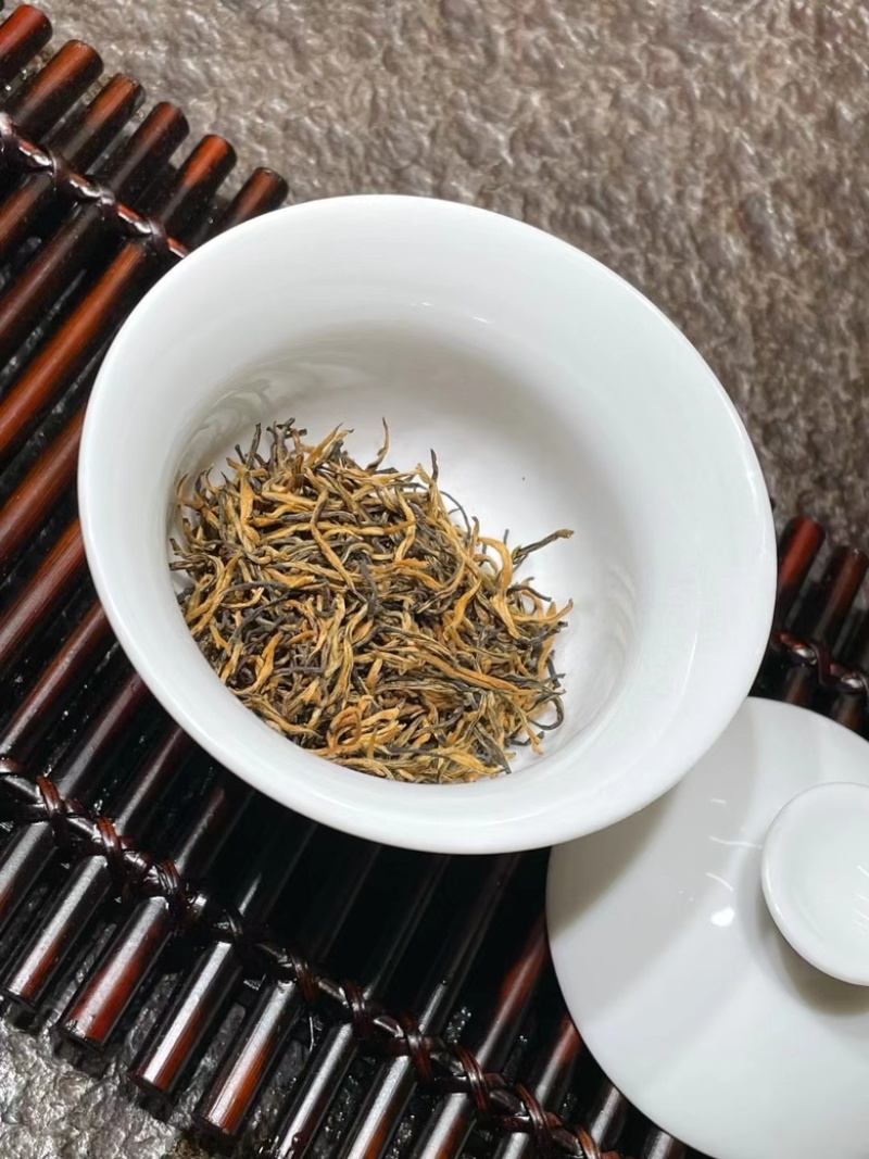 金骏眉红茶武夷山红茶新茶花蜜香嫩芽尖高山茶叶500g茶