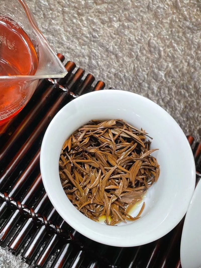 金骏眉红茶武夷山红茶新茶花蜜香嫩芽尖高山茶叶500g茶