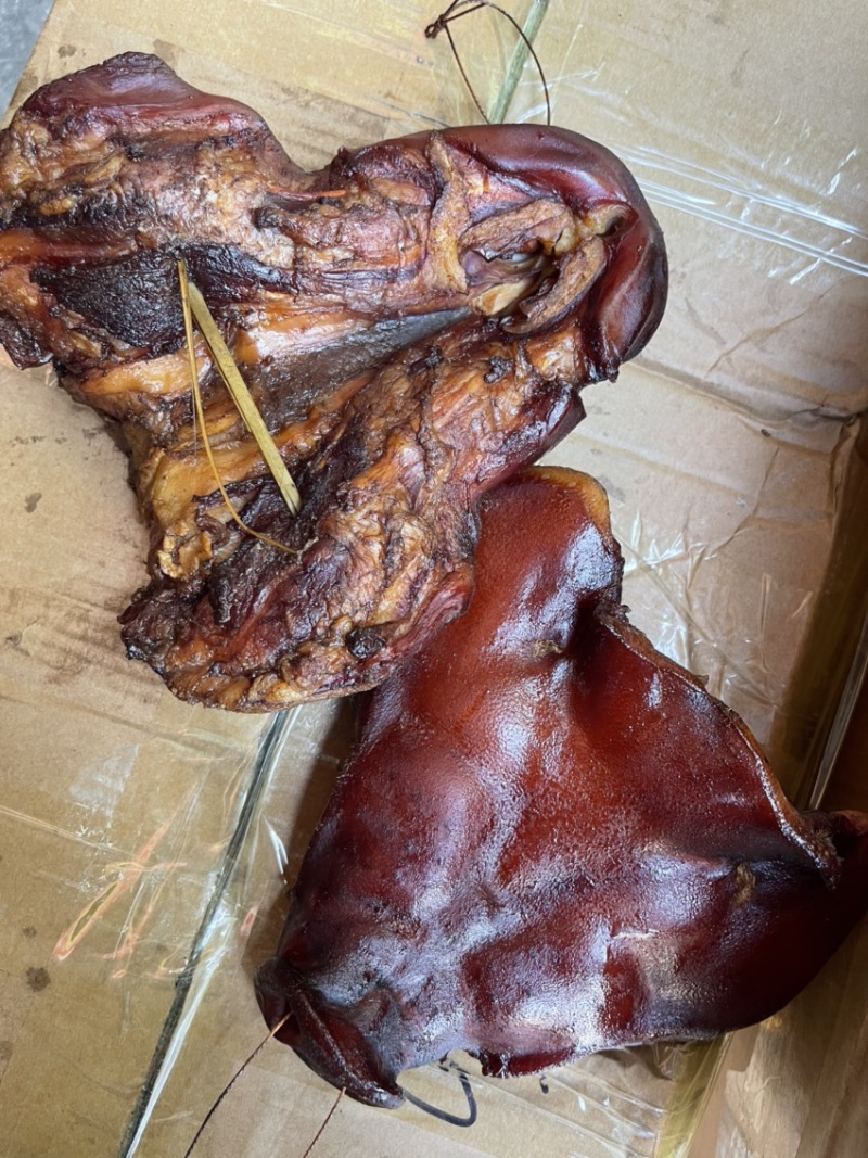 特干腊猪拱嘴（腊肉腊肠源头工厂量大从优）