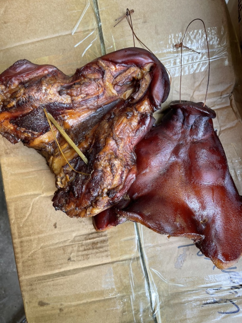 特干腊猪拱嘴（腊肉腊肠源头工厂量大从优）