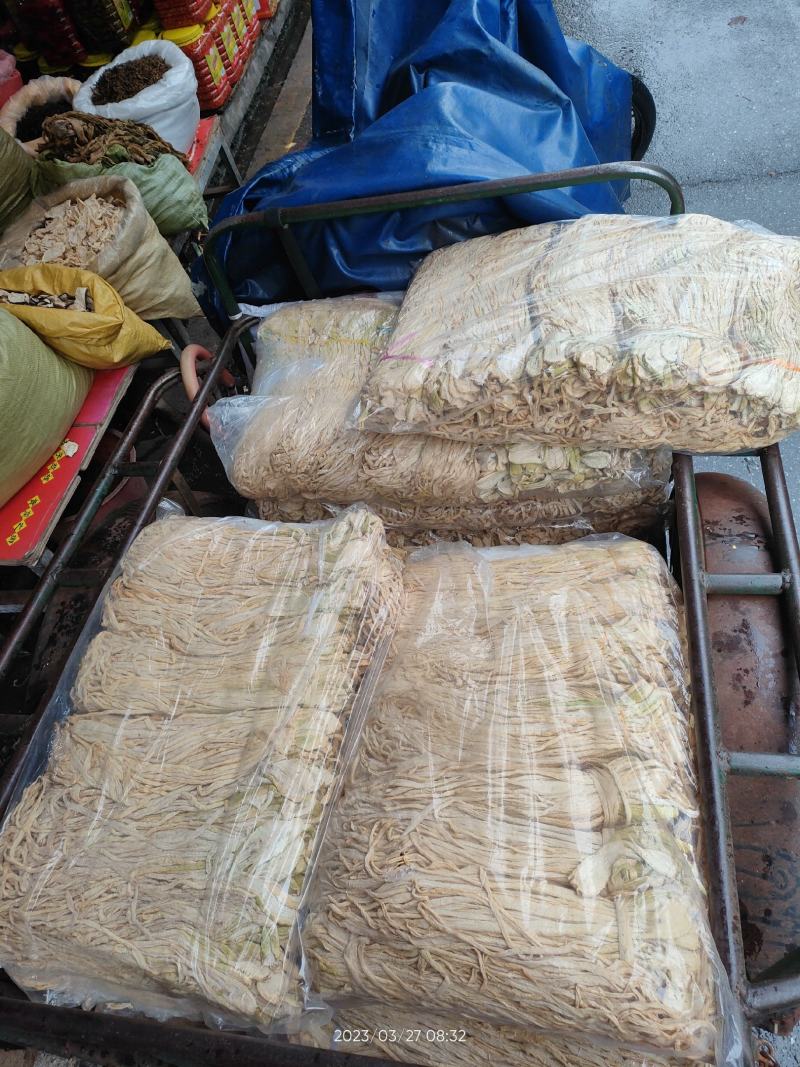 精品萝卜干，产地直销，质量保证，价格美丽，欢迎选购