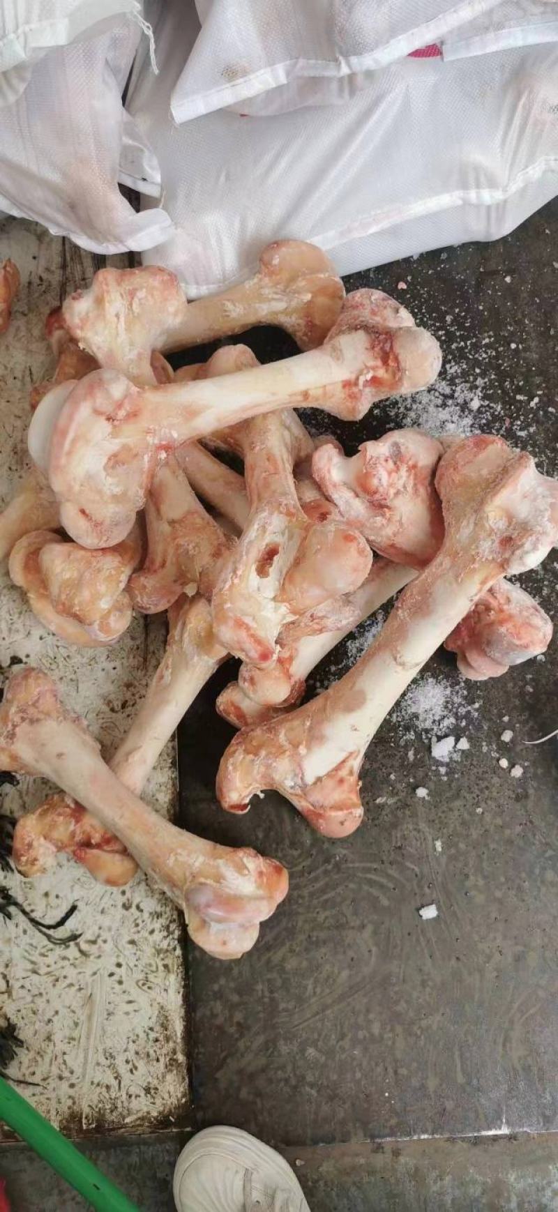 熬汤牛棒骨，全国冷链物流发货，货源稳定充足，厂家直销！！
