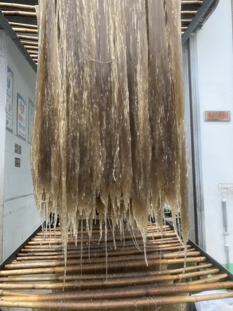 河南汝州粉条厂家，厂家直供，18吨，日产一个九米六车