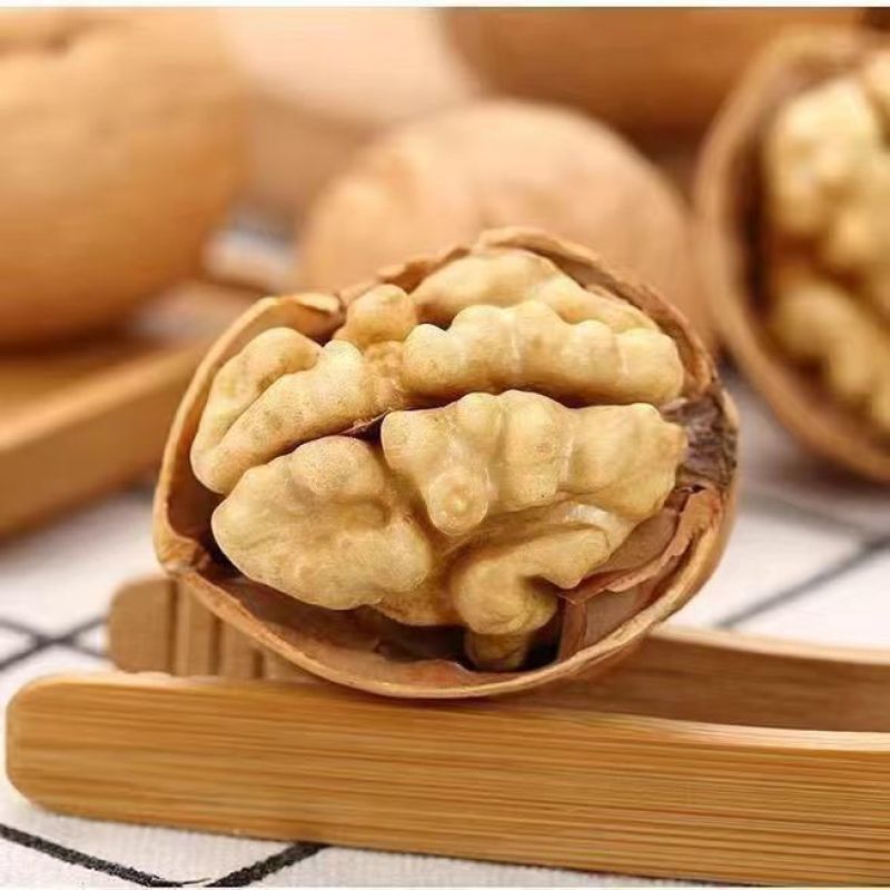 23年新疆薄皮核桃批发坚果薄皮大核桃原味核桃