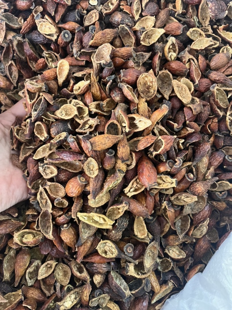 金樱子金樱肉开边金樱子两种规格