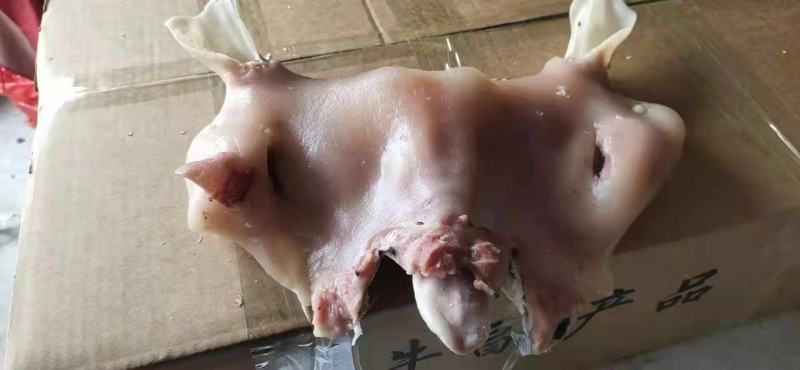 全熟去骨乳牛头肉，单个二三斤左右，瘦度高