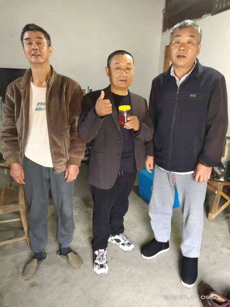 蜂蜜皖南深山散养中蜂蜜货量充足可视频欢迎来电咨询