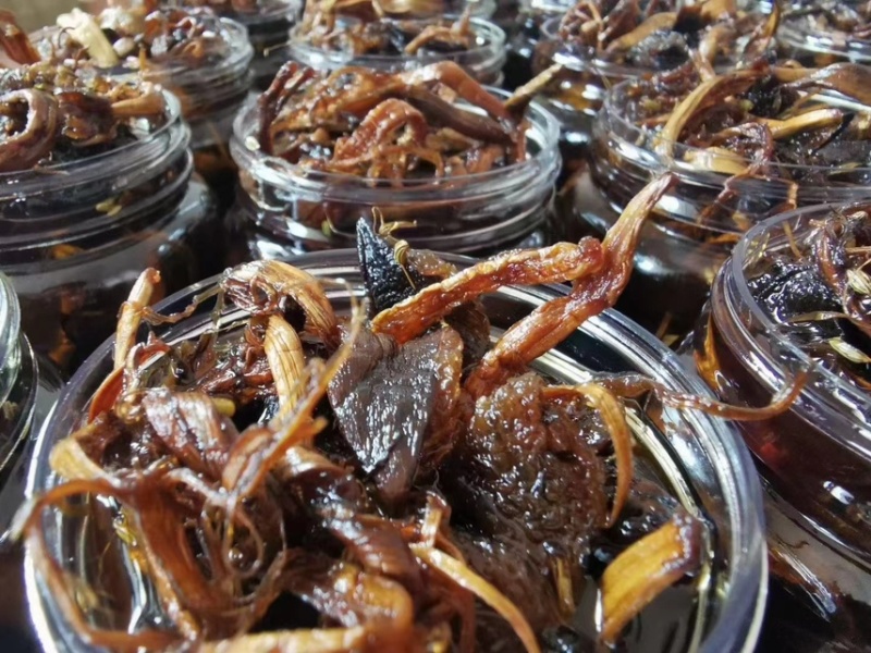 云南特产鸡枞菌油鸡枞产地货源亲自炸大量加工量大从优