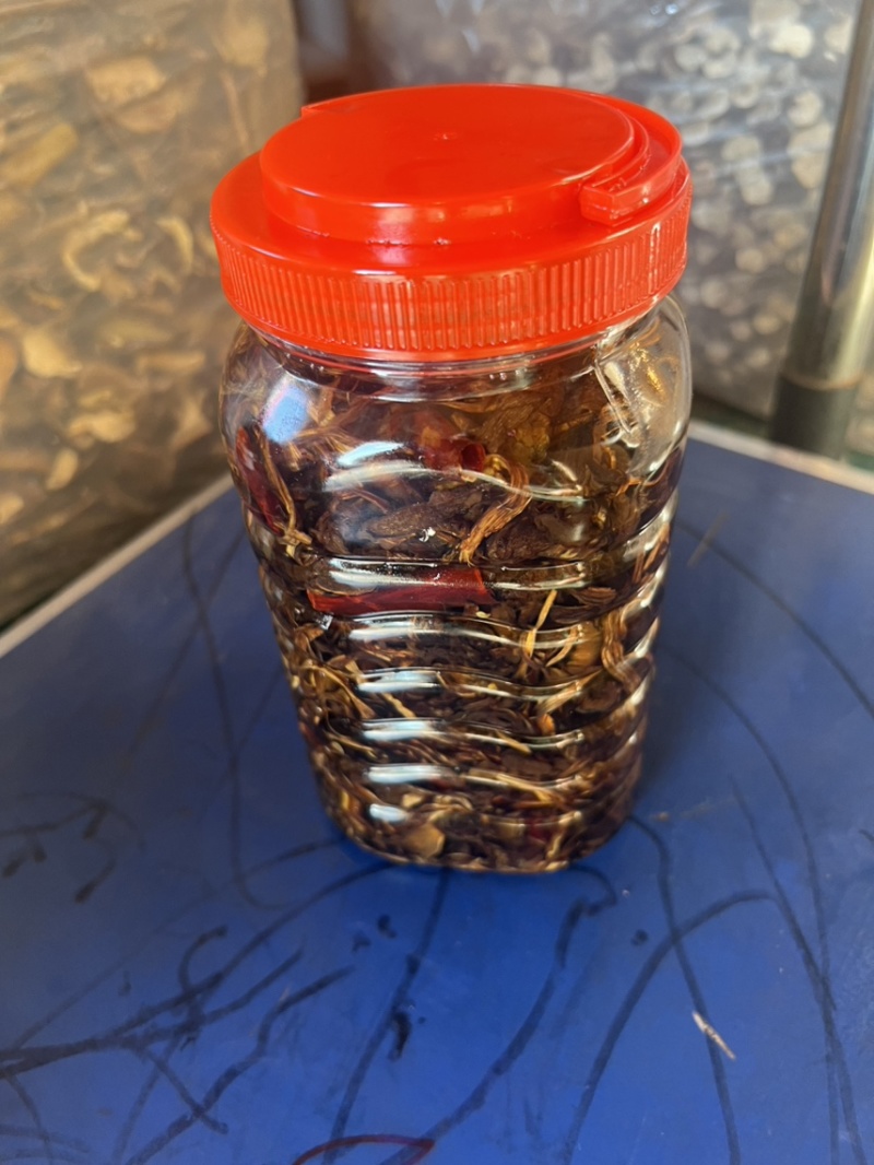 云南特产鸡枞菌油鸡枞产地货源亲自炸大量加工量大从优