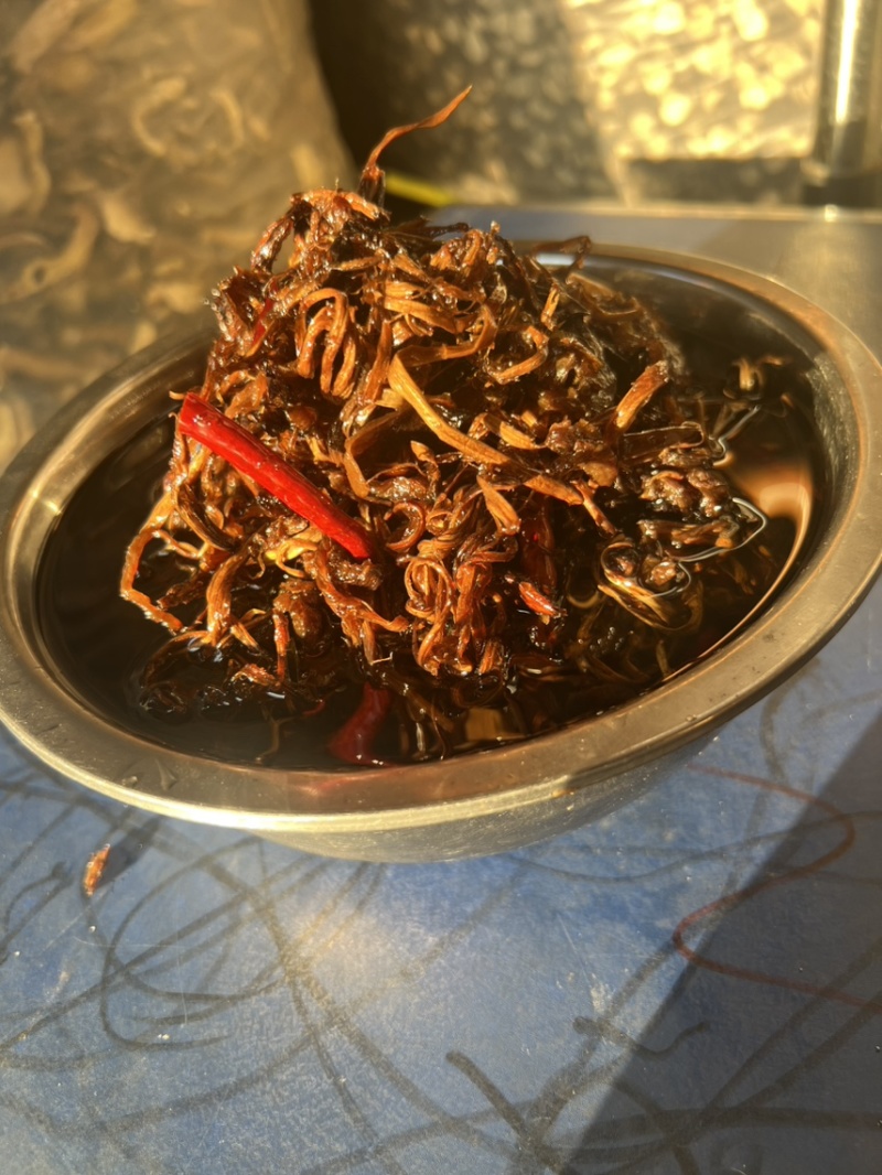 云南特产鸡枞菌油鸡枞产地货源亲自炸大量加工量大从优