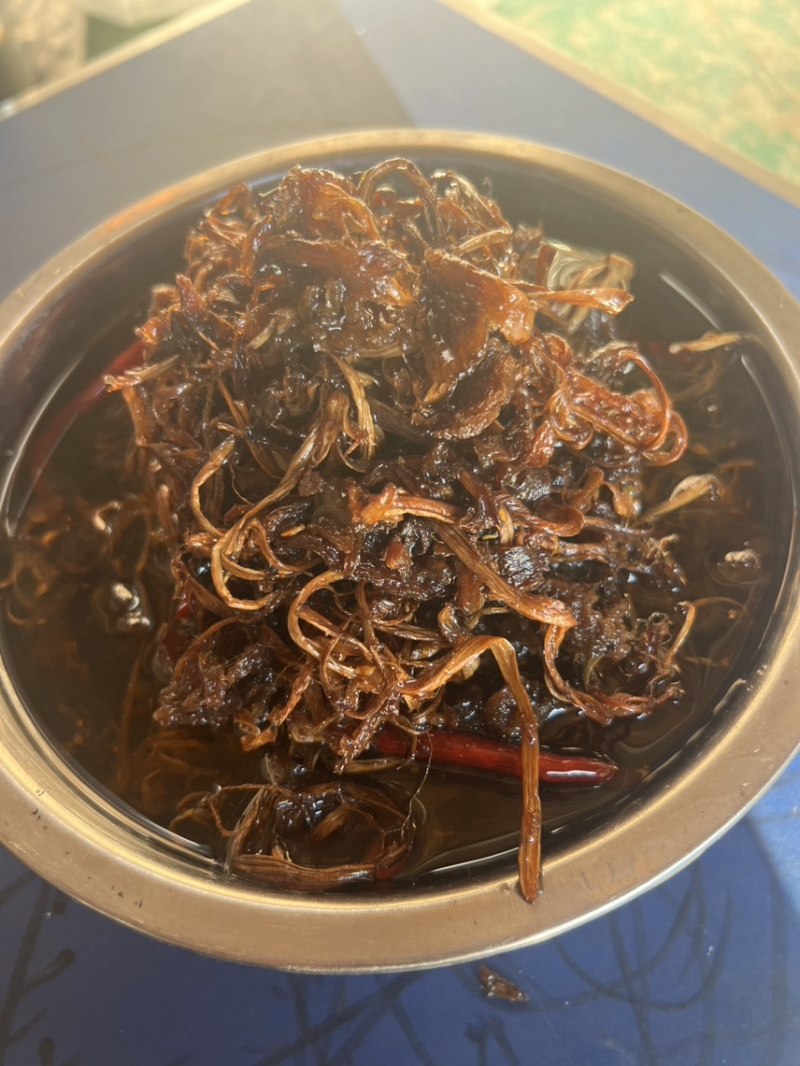 云南特产鸡枞菌油鸡枞产地货源亲自炸大量加工量大从优