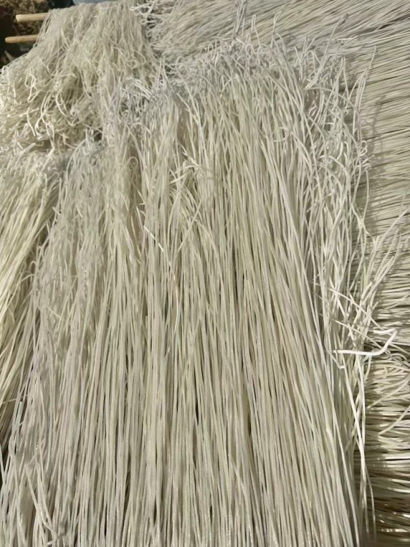 粉条厂家直发品质保证，价格优惠支持视频看货欢迎来电