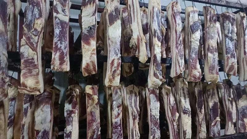 腊肉湖南湖北腊肉品类众多量大从优欢迎采购