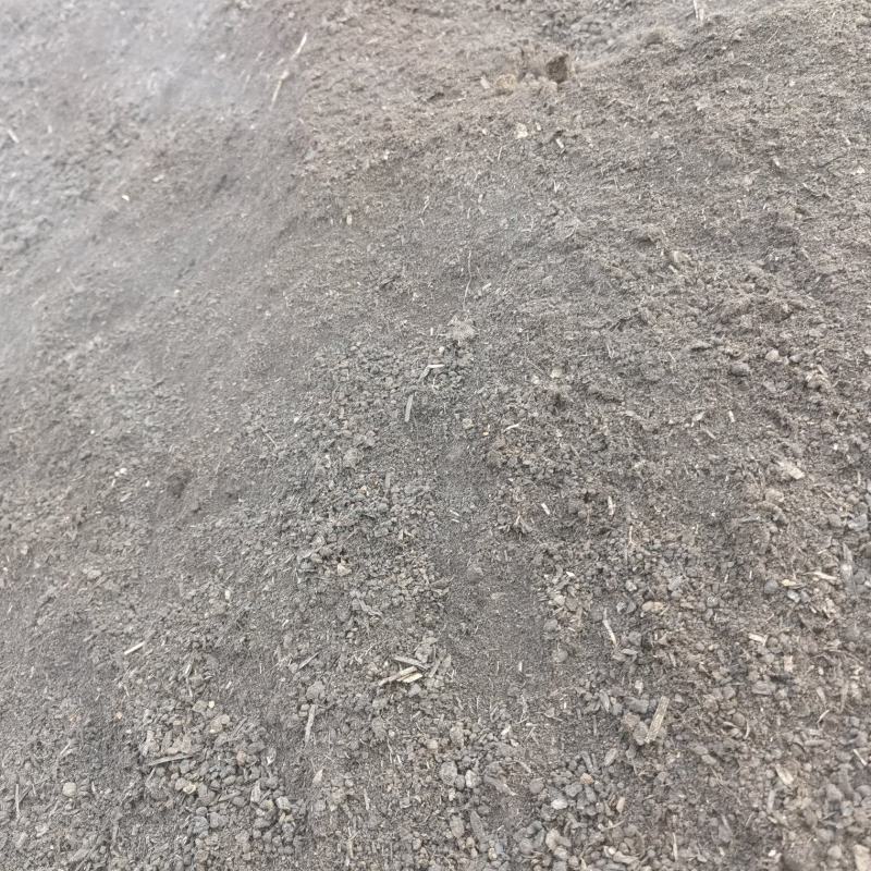 发酵羊粪每吨260元，部分地区包邮，全国发货，现货充足